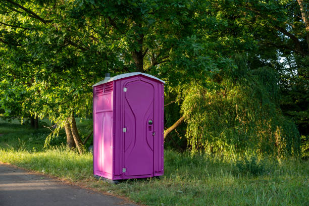 Best Porta potty delivery and setup  in La Crosse, KS